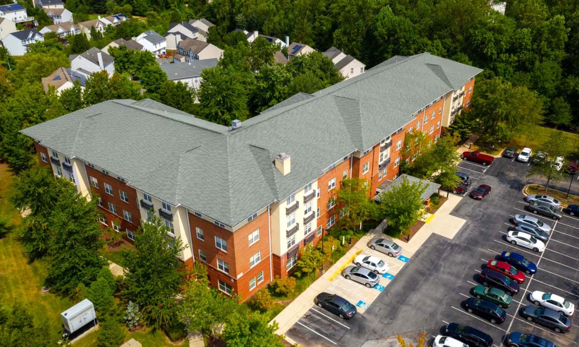 Colonial Landing Apartments